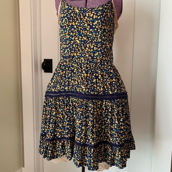 Forever 21  L adjustable straps peplum style boho vintage prairie ditsy print - Picture 4 of 7